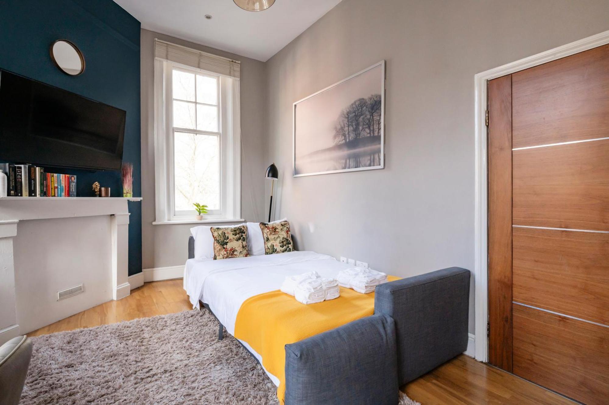 Sunny Corner Apartment In Center Of London Exterior photo